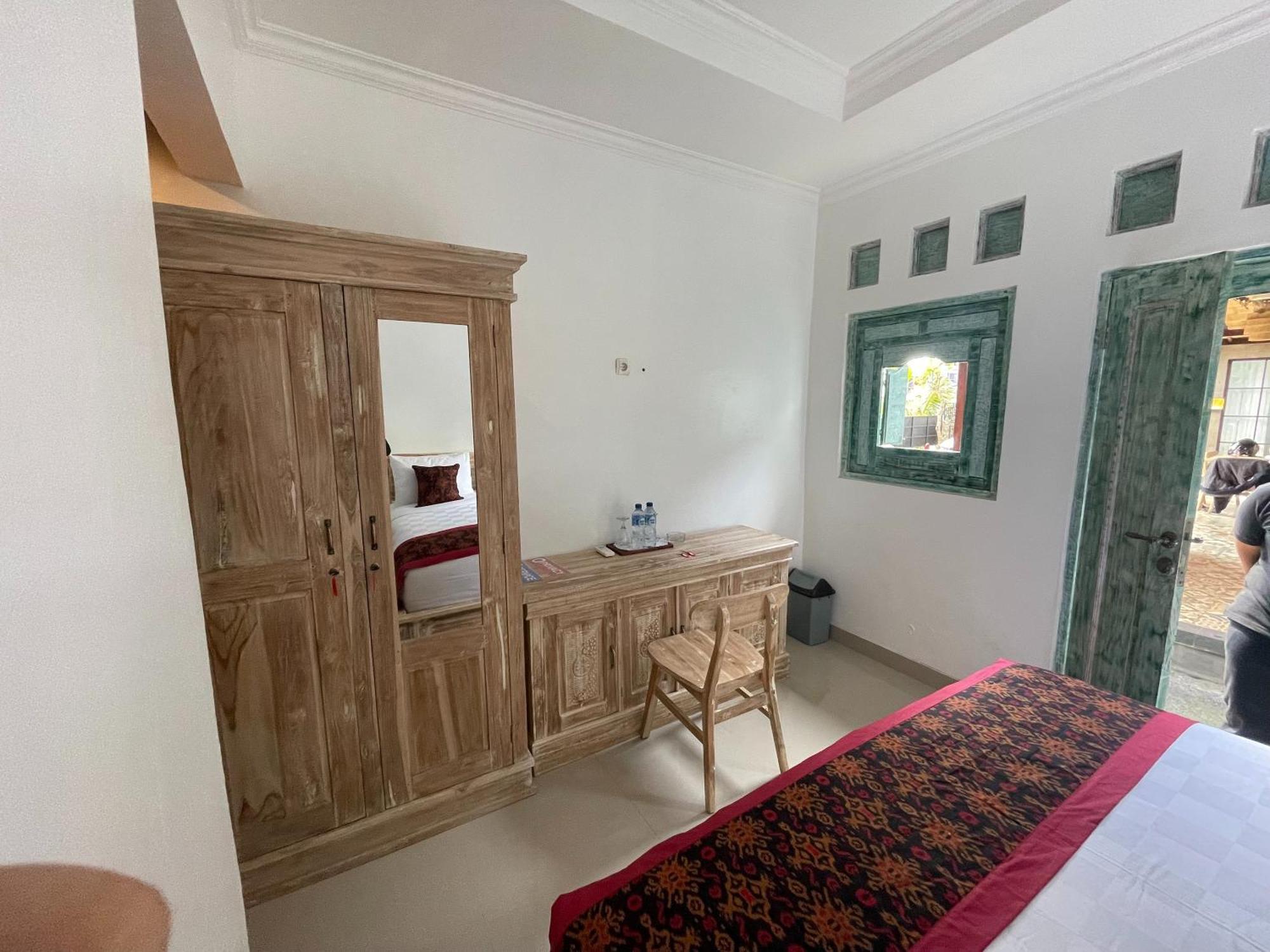 Hotel Nivaluma Ubud Esterno foto