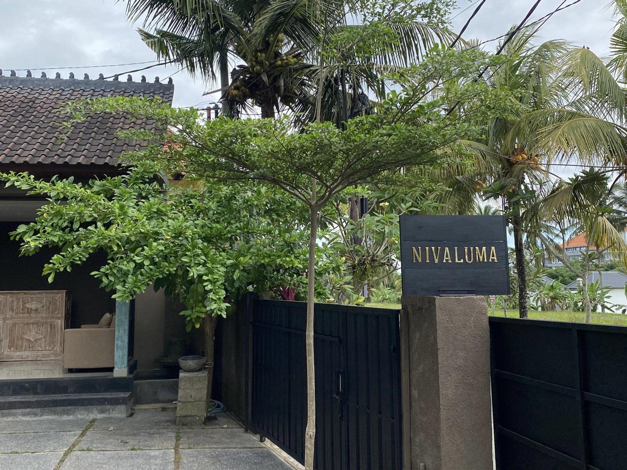 Hotel Nivaluma Ubud Esterno foto