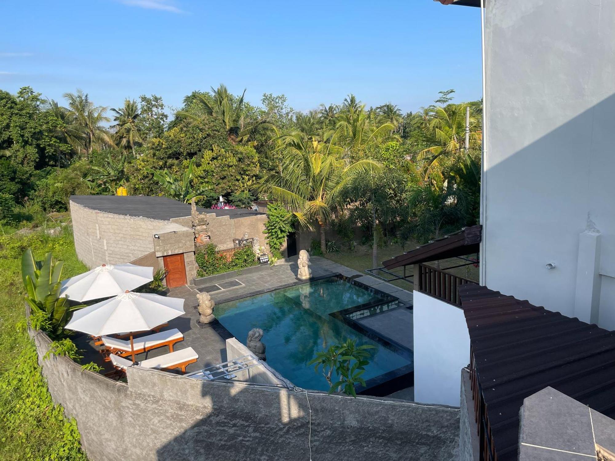 Hotel Nivaluma Ubud Esterno foto