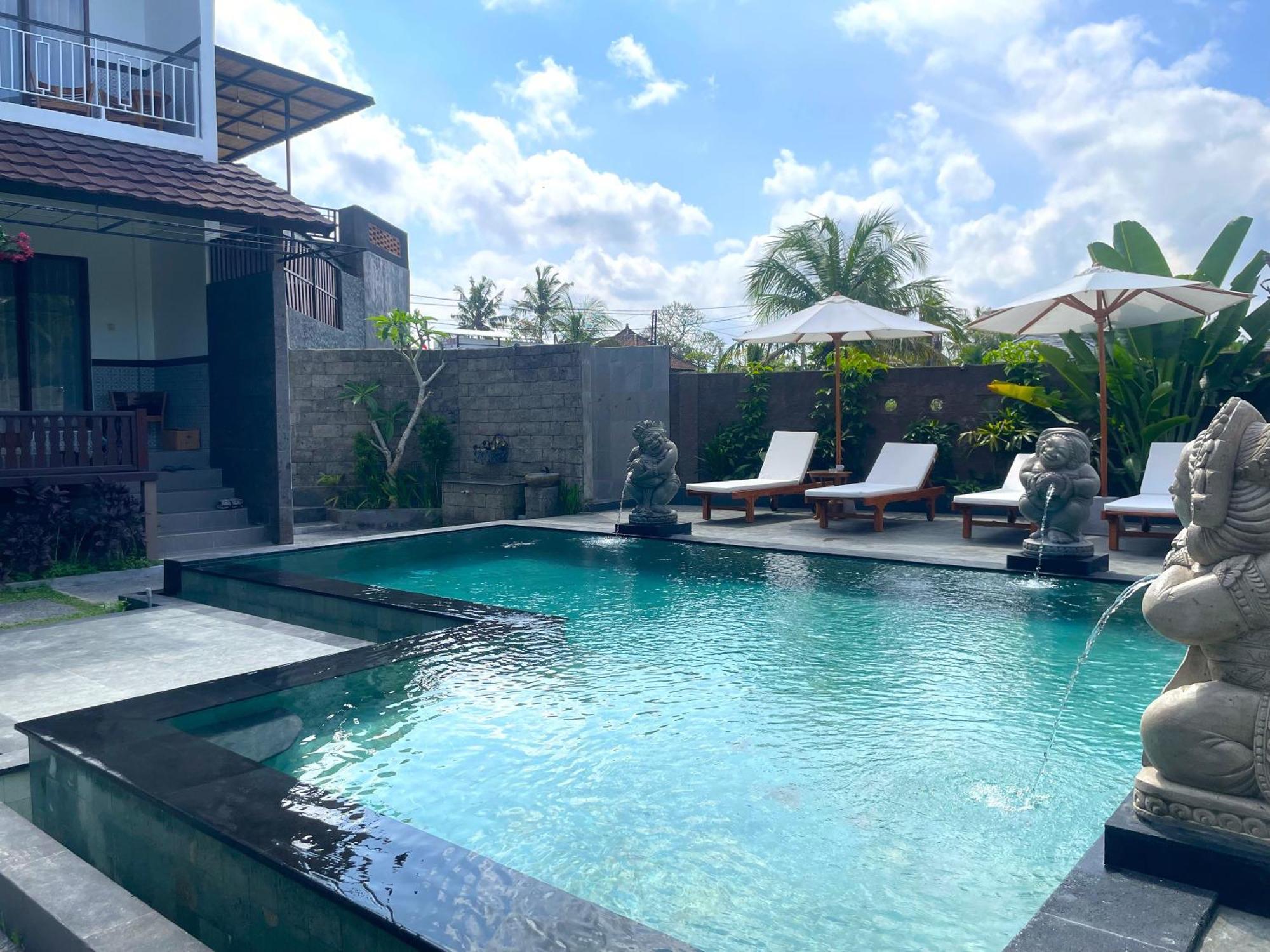 Hotel Nivaluma Ubud Esterno foto