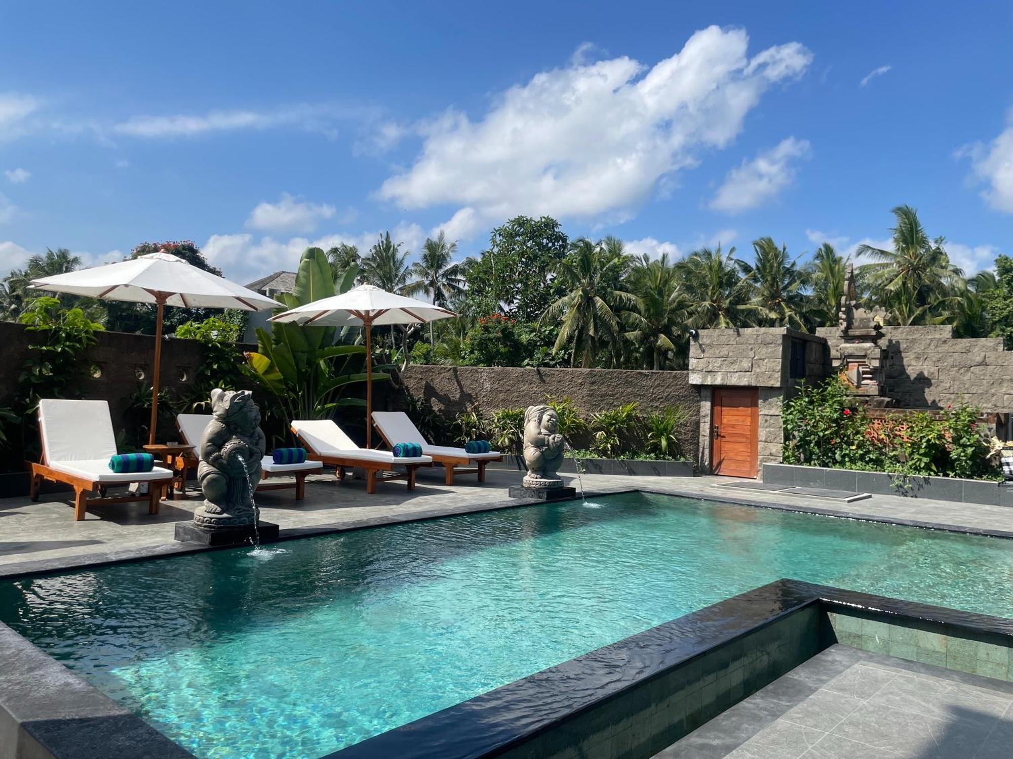 Hotel Nivaluma Ubud Esterno foto