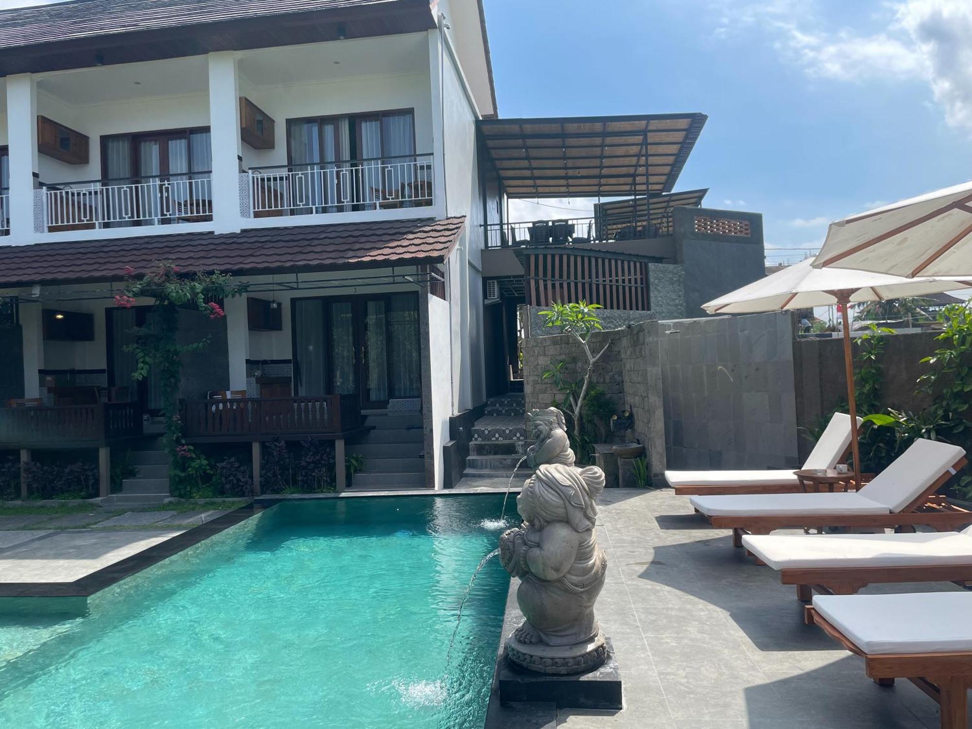 Hotel Nivaluma Ubud Esterno foto
